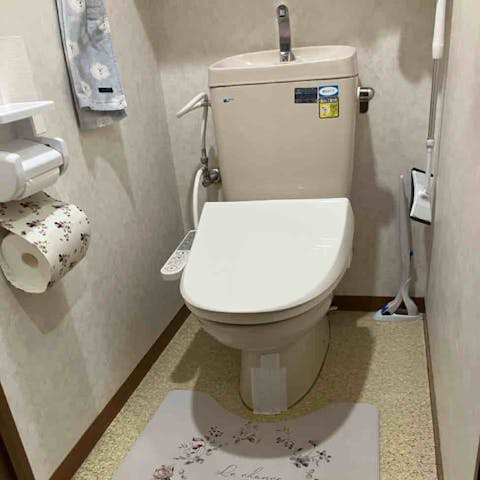 トイレのひび割れがリフォームのきっかけでした。