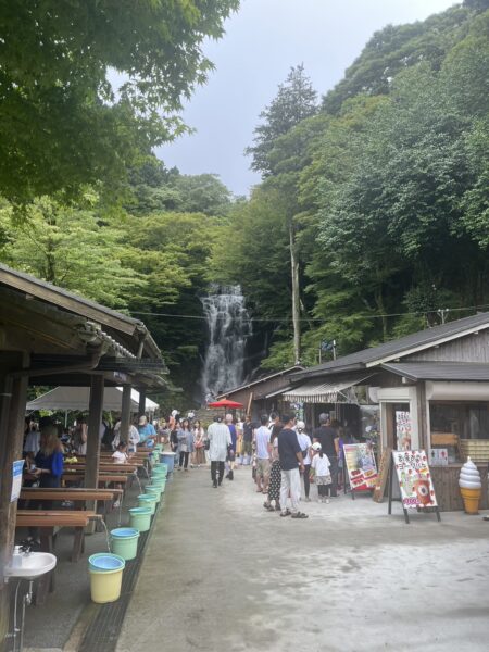 一石三鳥の滝鑑賞がおすすめ