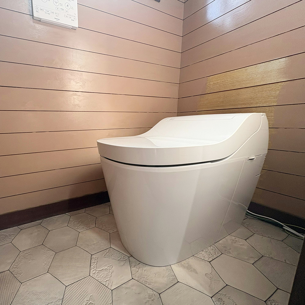 福岡市東区Ｉ様邸　トイレ交換リフォーム工事｜Panasonic「アラウーノＺ１６０」