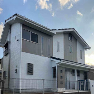 福岡市東区Ｙ様邸　外壁塗装リフォーム工事｜日本ペイント「グランセラトップ１液水性」