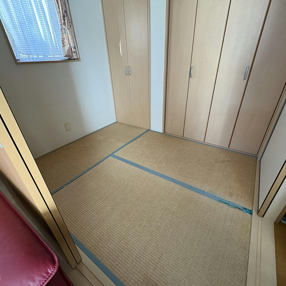 猫ちゃんのひっかき傷などがあり、傷んでいました。