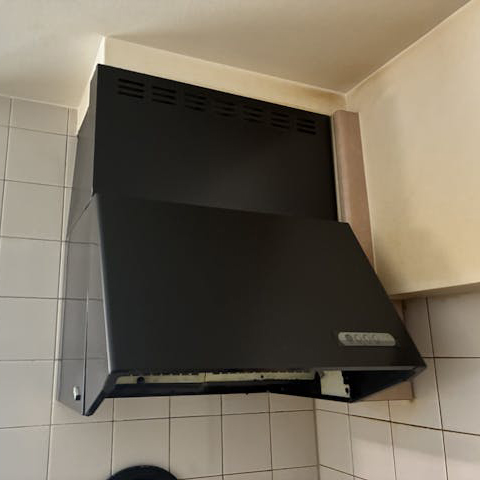 リフォーム前のレンジフード