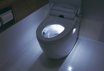 体に優しく、お手入れが楽になる機能満載のトイレリフォーム