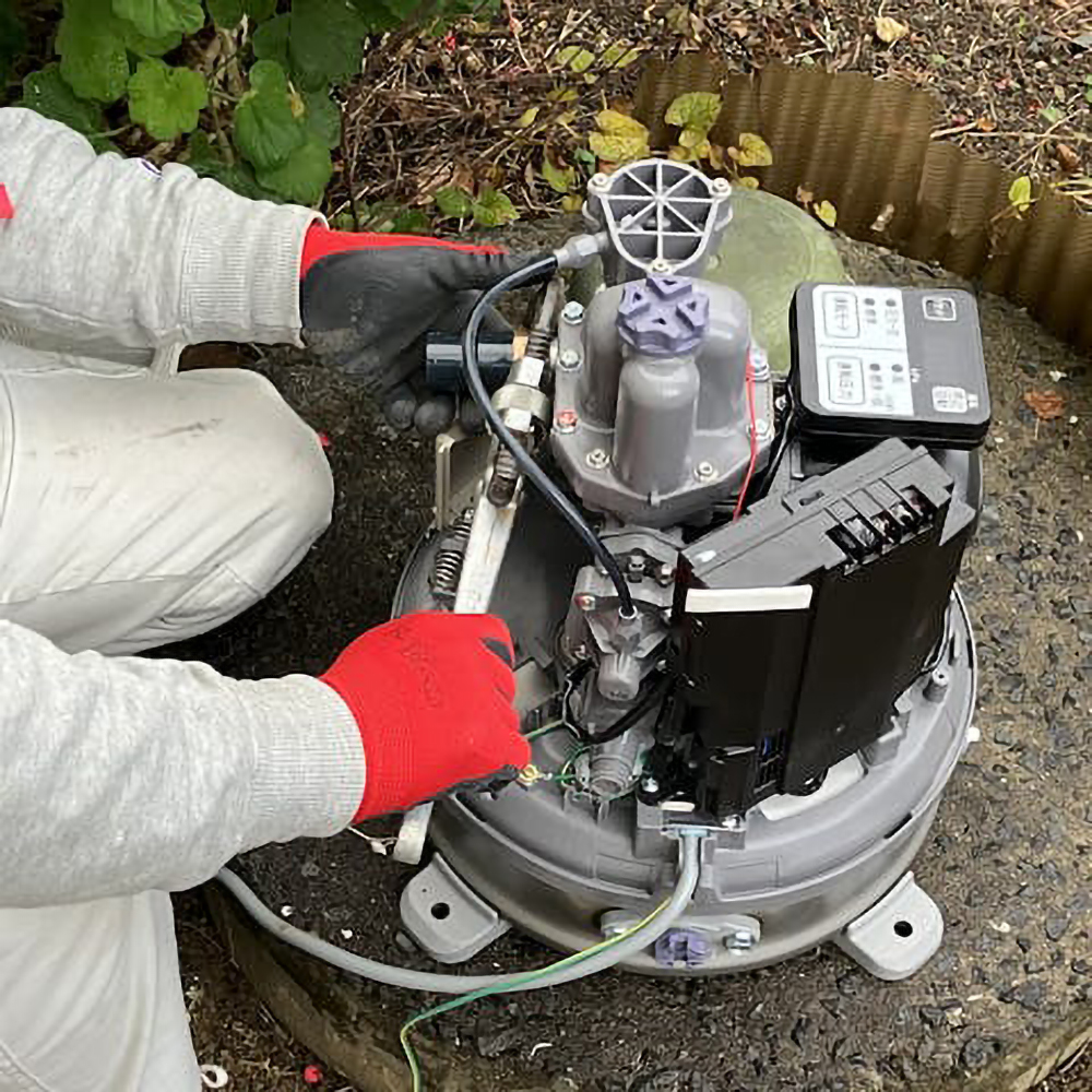 ④部品取り付け