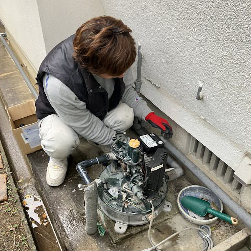 部品交換ができなかったため、全体の取替でご案内いたしました。
①止水後、菅切り離し