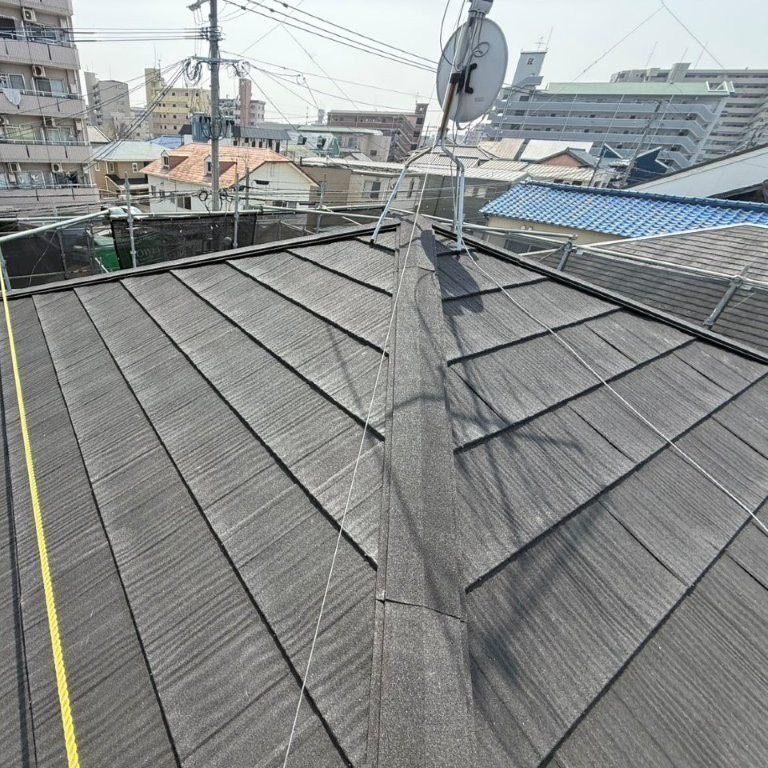 福岡市東区W様邸　屋根カバー・外壁塗装リフォーム工事｜「スカイメタルウッド」「グランセラトップ」