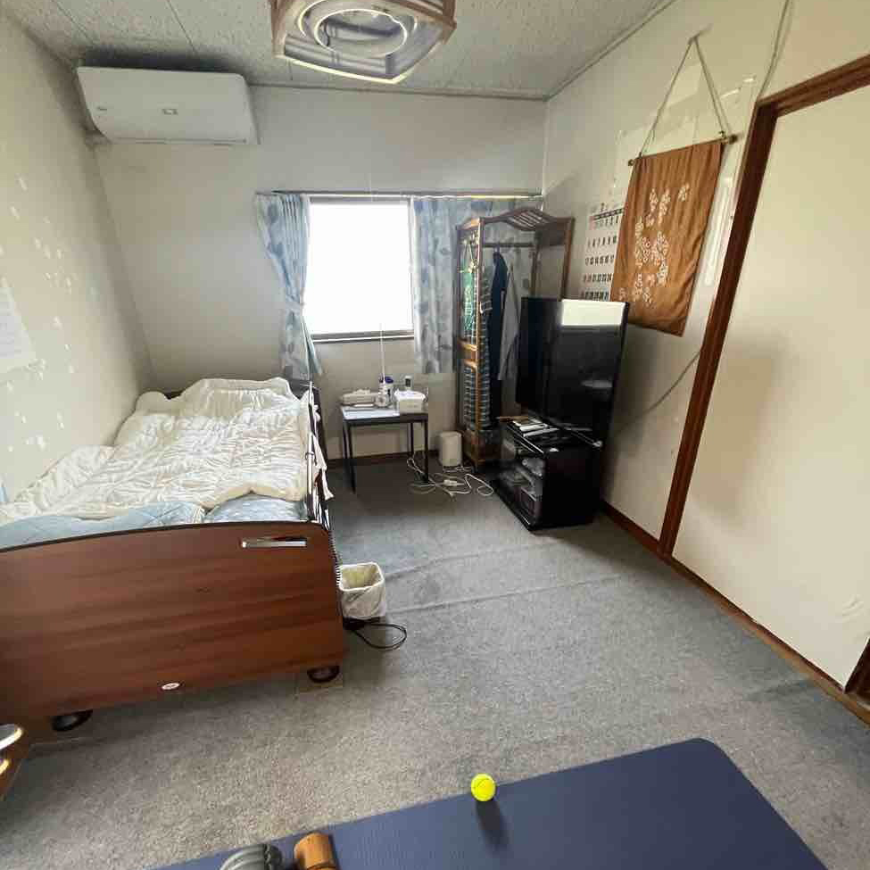 アクセントクロスを入れて気分良くしたいとのご要望でした。