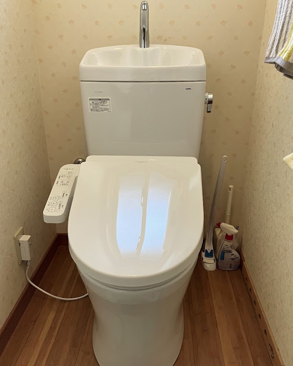 福岡市東区Ｏ様邸　トイレ交換リフォーム工事｜ＴＯＴＯピュアレストＱＲ+ＢＶ