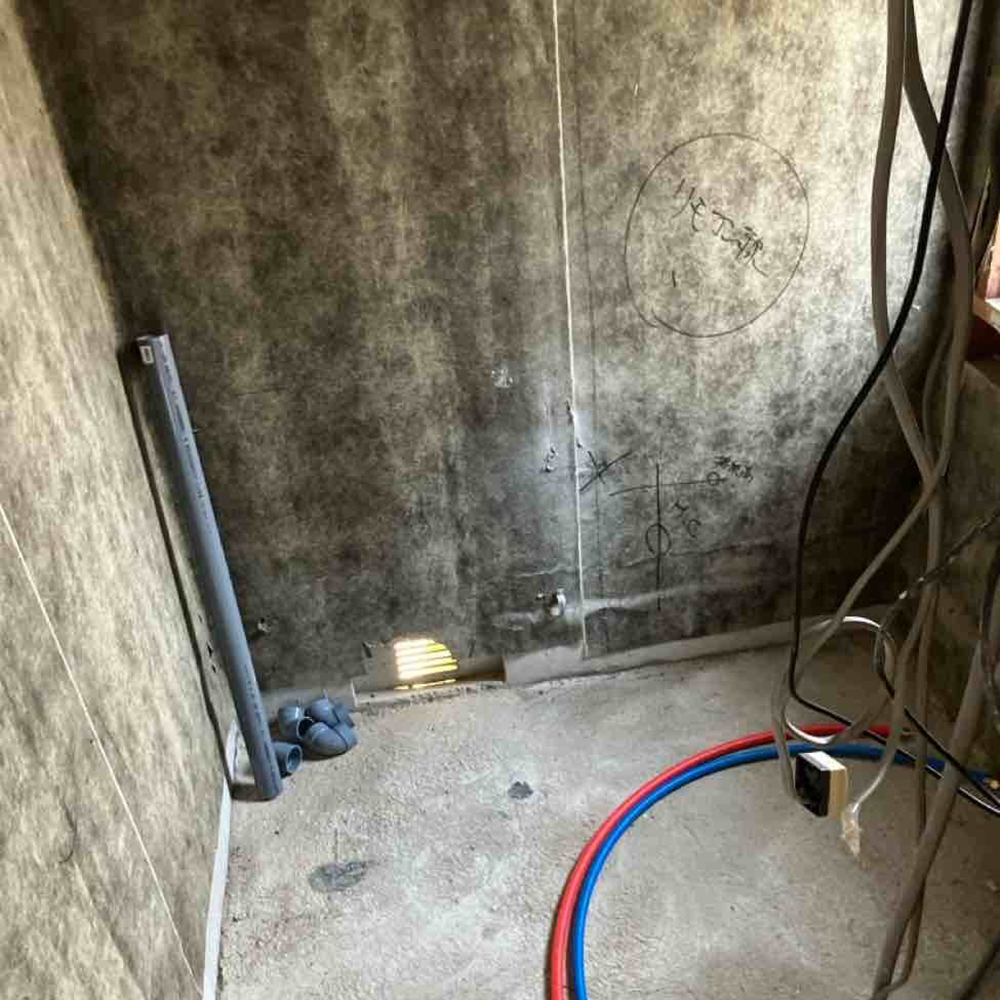 施工中