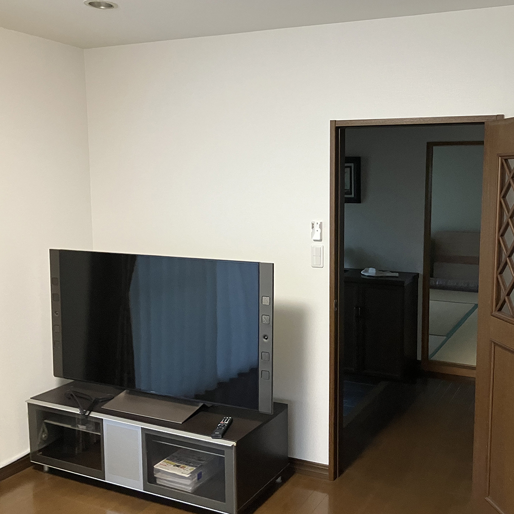 TV台の掃除が大変だと思っておられました。