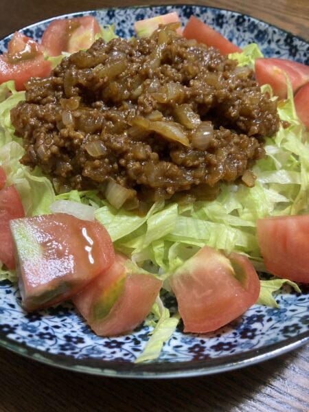 カレー粉のスパイシーな香りで食欲を増進