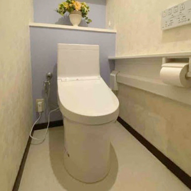 福岡市南区Ｆ様邸　トイレ交換リフォーム工事｜TOTO：ZR2