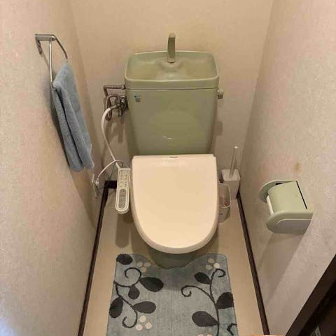 タンクが水漏れを起こしており、大変でした。