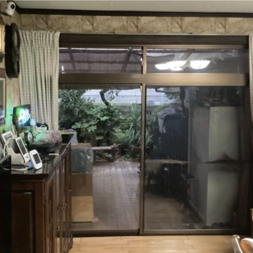 とても、おしゃれな装飾がありましたが、窓自体は一般的なもので断熱はできていませんでした。