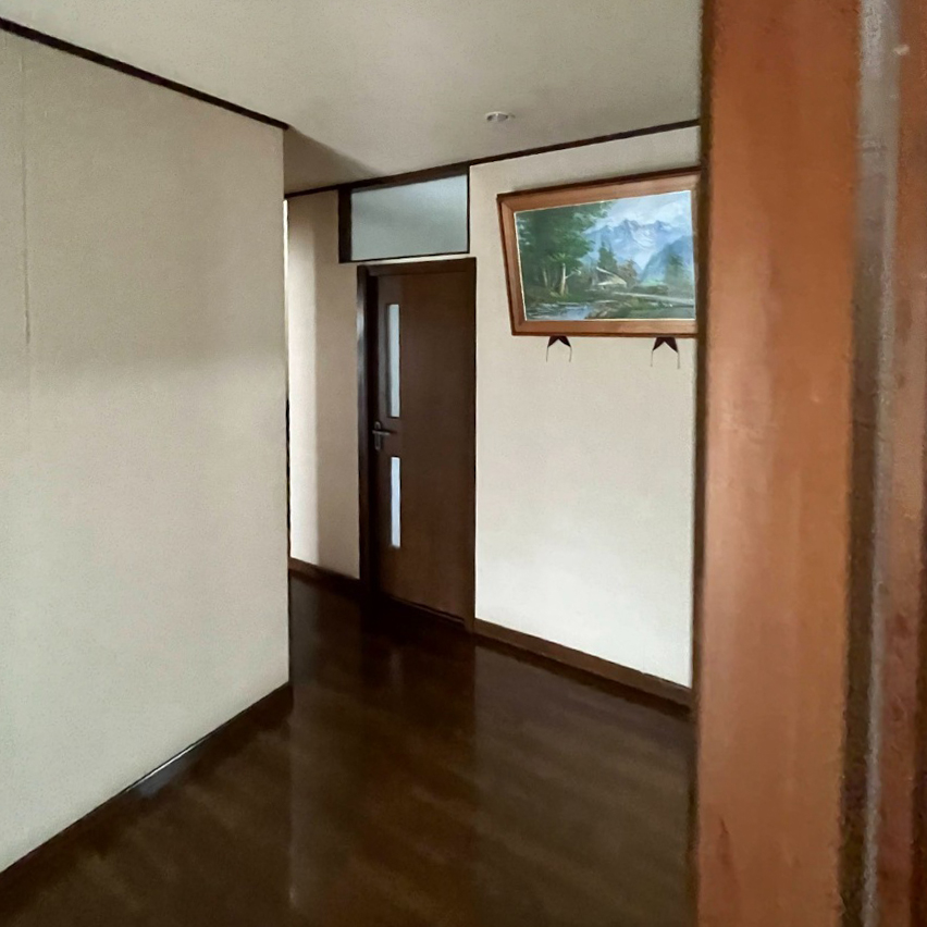 リフォーム前の玄関。
