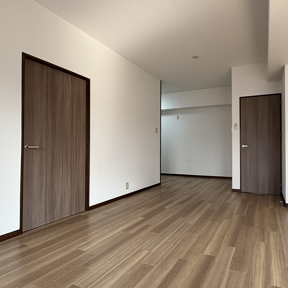 この奥にキッチンが隠れています。