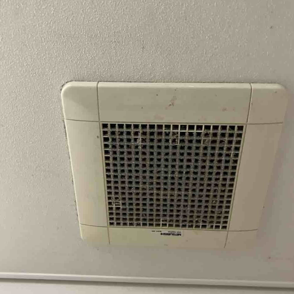 故障して全く動かなくなっていました。