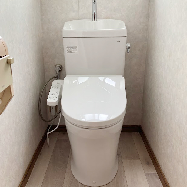 福岡県糟屋郡粕屋町 　U様邸　トイレ交換リフォーム工事