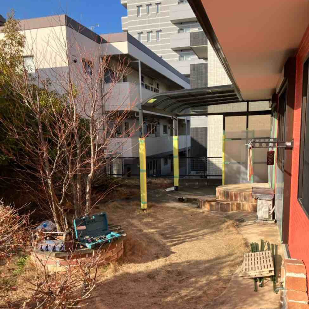 植栽や造作物も多く、あまり使われていませんでした。