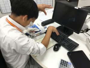 新人から盛り上げていつでも笑顔で頑張ります！