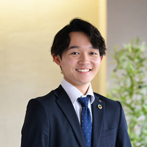 菅井 優希